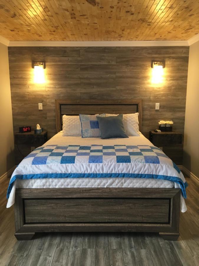 & Taylor's Crafts 4* Raleigh
