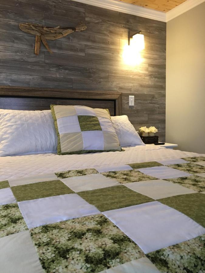& Taylor's Crafts 4* Raleigh